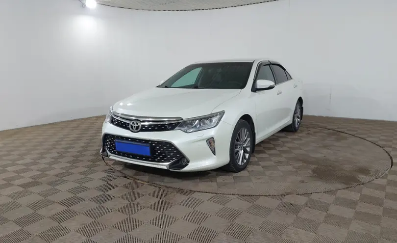 Toyota Camry 2016 года за 10 990 000 тг. в Шымкент