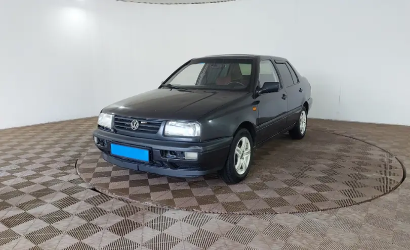Volkswagen Vento 1992 года за 990 000 тг. в Шымкент