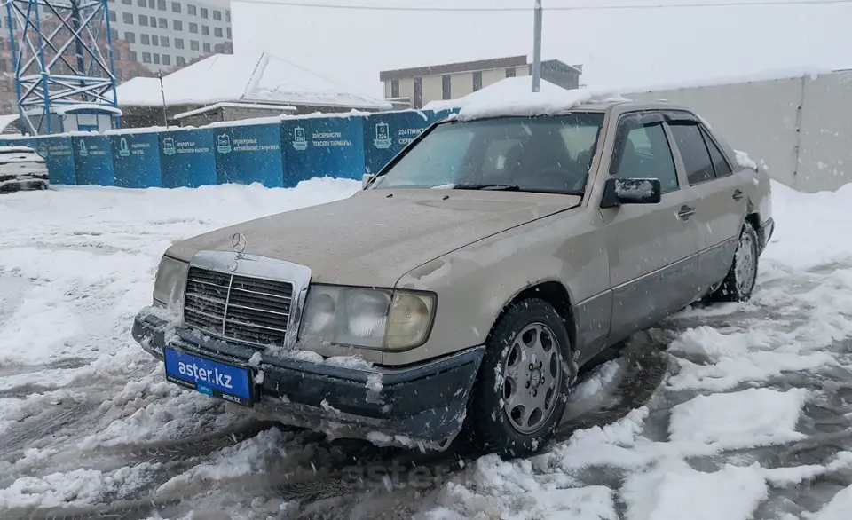 1992 Mercedes-Benz E-Класс