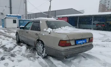 Mercedes-Benz E-Класс 1992 года за 990 000 тг. в Шымкент фото 4