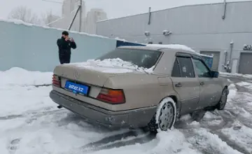 Mercedes-Benz E-Класс 1992 года за 990 000 тг. в Шымкент фото 3