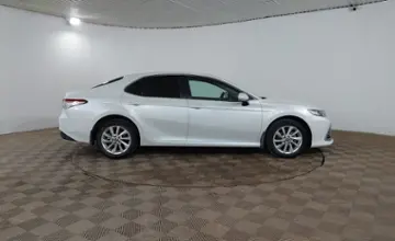 Toyota Camry 2021 года за 13 590 000 тг. в Шымкент фото 4