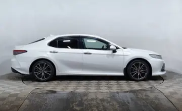 Toyota Camry 2018 года за 12 500 000 тг. в Астана фото 4