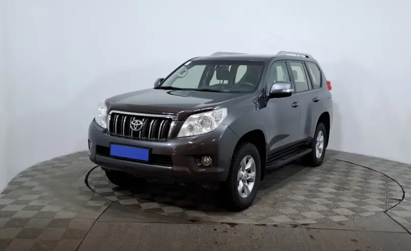 Toyota Land Cruiser Prado 2013 года за 16 790 000 тг. в Астана