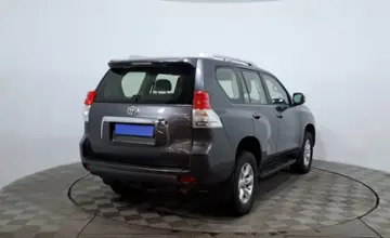 Toyota Land Cruiser Prado 2013 года за 16 790 000 тг. в Астана