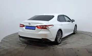 Toyota Camry 2019 года за 11 990 000 тг. в Астана