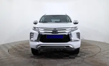 Mitsubishi Pajero Sport 2020 года за 15 990 000 тг. в Астана фото 2