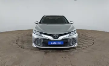 Toyota Camry 2019 года за 12 990 000 тг. в Шымкент фото 2