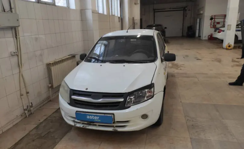LADA (ВАЗ) Granta 2013 года за 1 500 000 тг. в Актобе фото 2