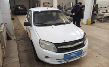 LADA (ВАЗ) Granta 2013 года за 1 500 000 тг. в Актобе фото 3