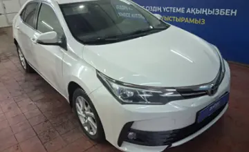 Toyota Corolla 2018 года за 7 500 000 тг. в Астана фото 3