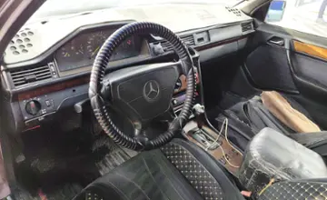 Mercedes-Benz E-Класс 1993 года за 2 000 000 тг. в Астана фото 5