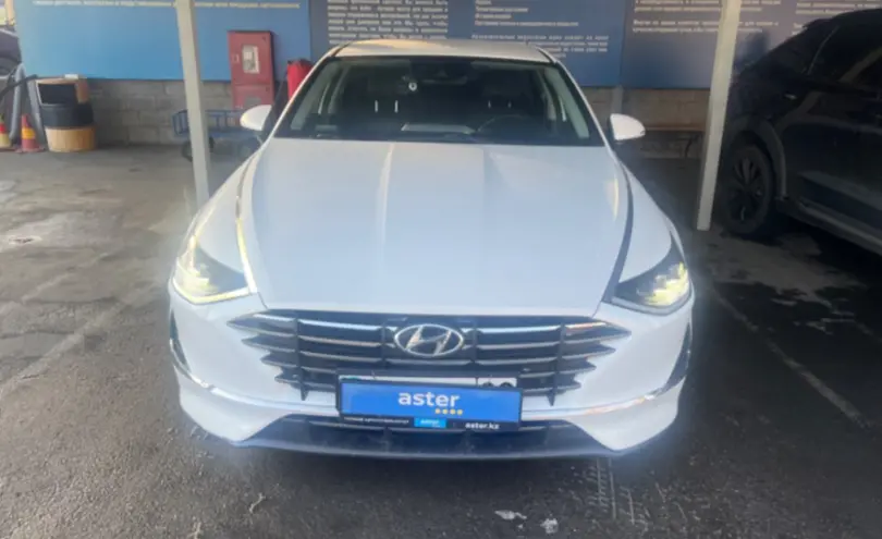 Hyundai Sonata 2019 года за 10 500 000 тг. в Алматы фото 2