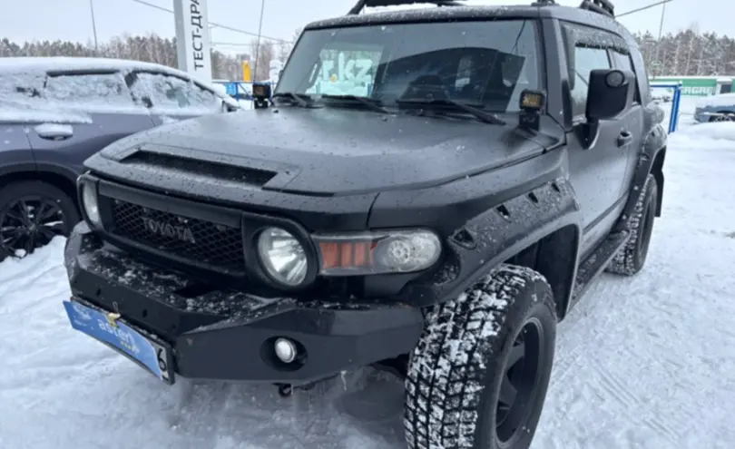 Toyota FJ Cruiser 2007 года за 9 900 000 тг. в Усть-Каменогорск
