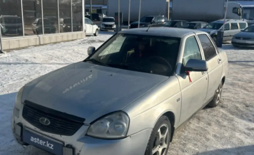 LADA (ВАЗ) Priora 2013 года за 1 500 000 тг. в Уральск