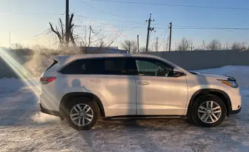Toyota Highlander 2015 года за 12 500 000 тг. в Уральск фото 4