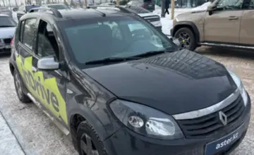 Renault Sandero 2014 года за 3 700 000 тг. в Астана фото 3