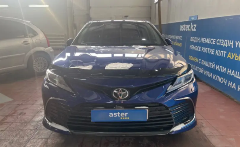 Toyota Camry 2023 года за 16 000 000 тг. в Астана