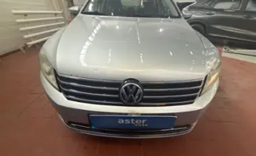 Volkswagen Passat 2011 года за 6 000 000 тг. в Астана фото 2