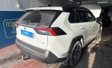 Toyota RAV4 2019 года за 15 500 000 тг. в Астана