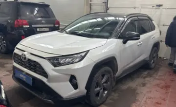 Toyota RAV4 2019 года за 15 500 000 тг. в Астана фото 1