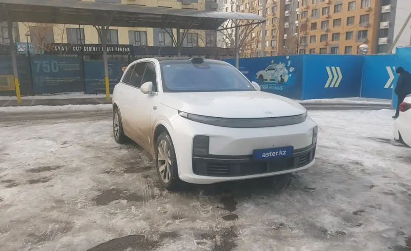 LiXiang L7 2023 года за 24 000 000 тг. в Алматы фото 2