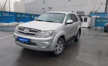 Toyota Fortuner 2007 года за 8 000 000 тг. в Шымкент фото 1