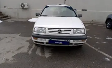 Volkswagen Vento 1992 года за 1 000 000 тг. в Тараз фото 2