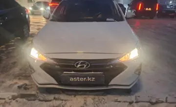 Hyundai Elantra 2019 года за 10 000 000 тг. в Костанай фото 2