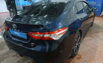 Toyota Camry 2020 года за 13 000 000 тг. в Астана