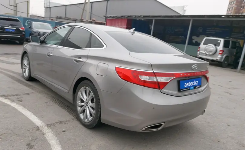 Hyundai Grandeur 2012 года за 9 000 000 тг. в Шымкент фото 4