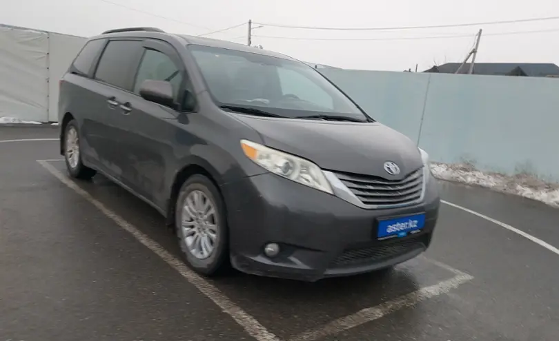 Toyota Sienna 2015 года за 16 000 000 тг. в Шымкент фото 2