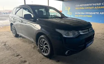 Mitsubishi Outlander 2014 года за 7 500 000 тг. в Алматы фото 3