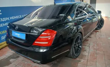 Mercedes-Benz S-Класс 2006 года за 7 000 000 тг. в Астана