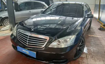 Mercedes-Benz S-Класс 2006 года за 7 000 000 тг. в Астана фото 1
