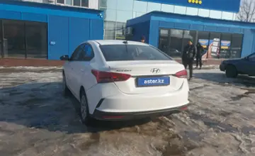 Hyundai Accent 2022 года за 6 500 000 тг. в Алматы фото 4