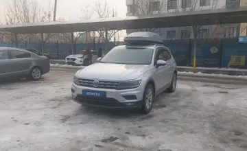 Volkswagen Tiguan 2017 года за 10 000 000 тг. в Алматы фото 1