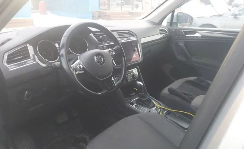 Volkswagen Tiguan 2017 года за 10 000 000 тг. в Алматы фото 5