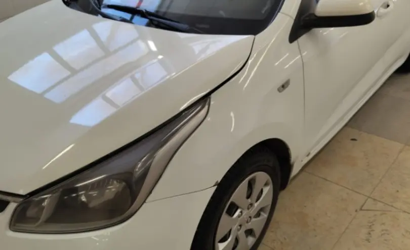 Kia Rio 2018 года за 5 500 000 тг. в Актобе фото 2