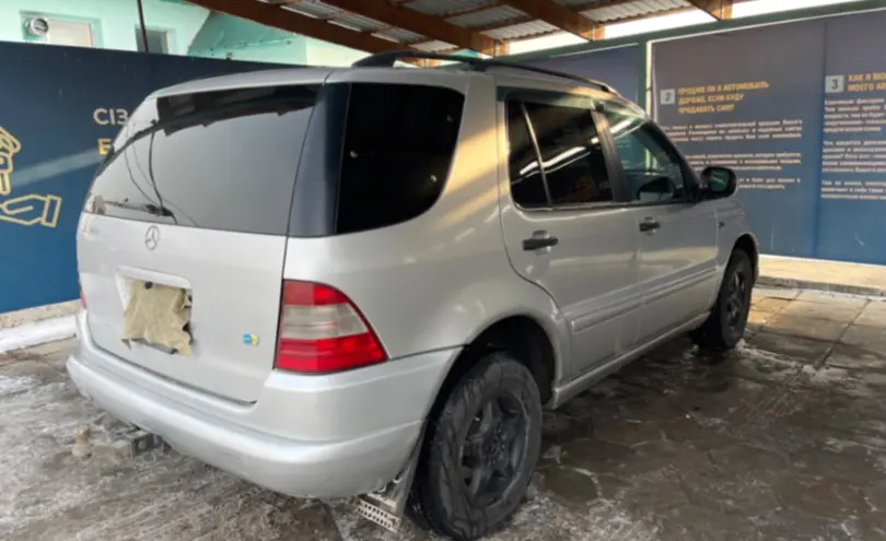 Mercedes-Benz M-Класс 2000 года за 4 000 000 тг. в Талдыкорган фото 5