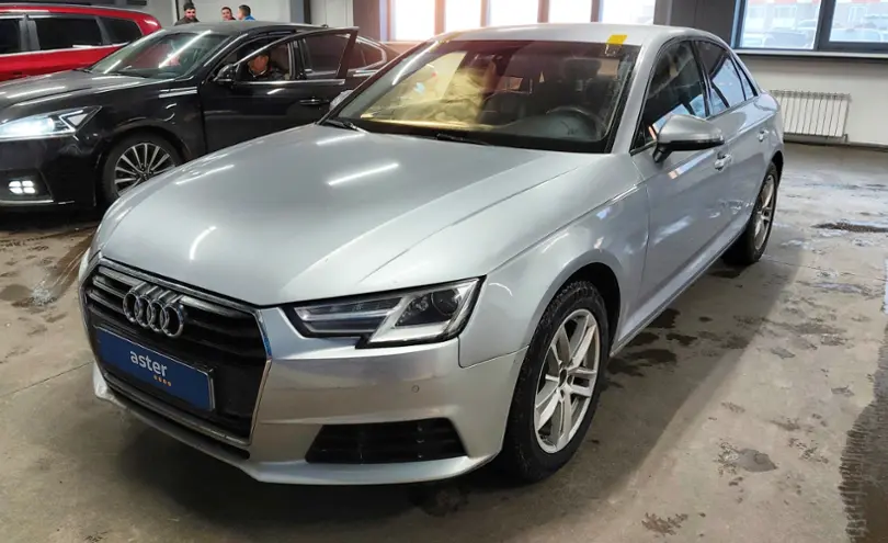 Audi A4 2016 года за 13 500 000 тг. в Астана