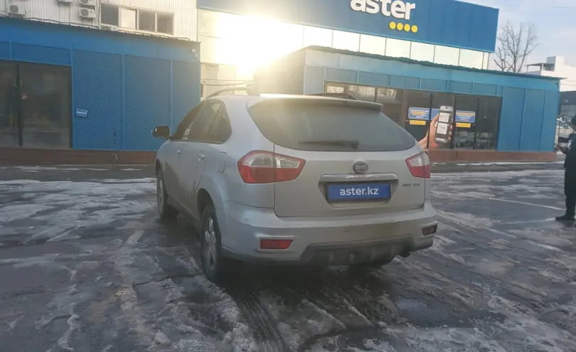 BYD S6 2014 года за 5 200 000 тг. в Алматы фото 4
