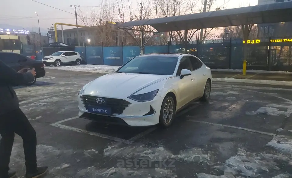Hyundai Sonata 2022 года за 11 300 000 тг. в Алматы