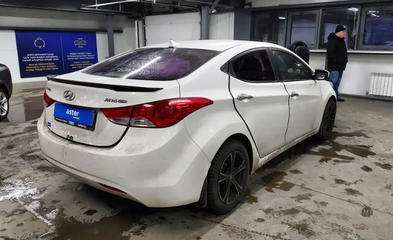 Hyundai Avante 2012 года за 6 000 000 тг. в Астана фото 3