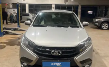 LADA (ВАЗ) XRAY 2018 года за 3 200 000 тг. в Караганда фото 2