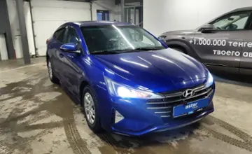 Hyundai Elantra 2019 года за 8 000 000 тг. в Астана фото 2