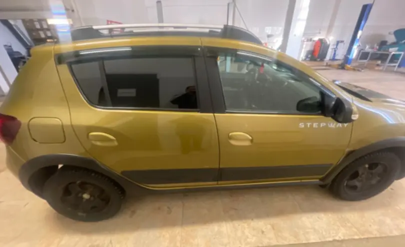 Renault Sandero 2016 года за 5 300 000 тг. в Актобе фото 4