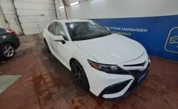 Toyota Camry 2020 года за 13 000 000 тг. в Астана фото 3