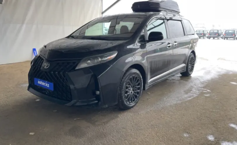 Toyota Sienna 2014 года за 15 500 000 тг. в Кызылорда