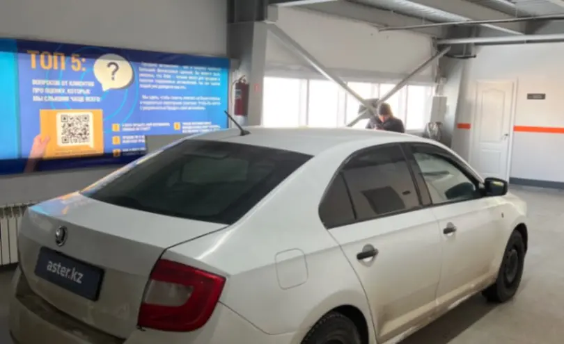 Skoda Rapid 2014 года за 3 700 000 тг. в Уральск фото 5